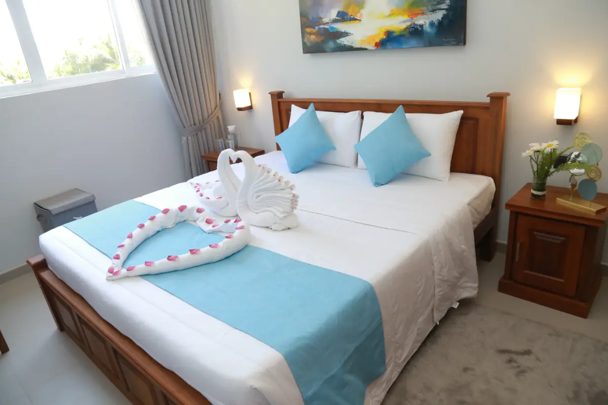 Deluxe Double Room with Balcony at The Kandyan Heights Residence