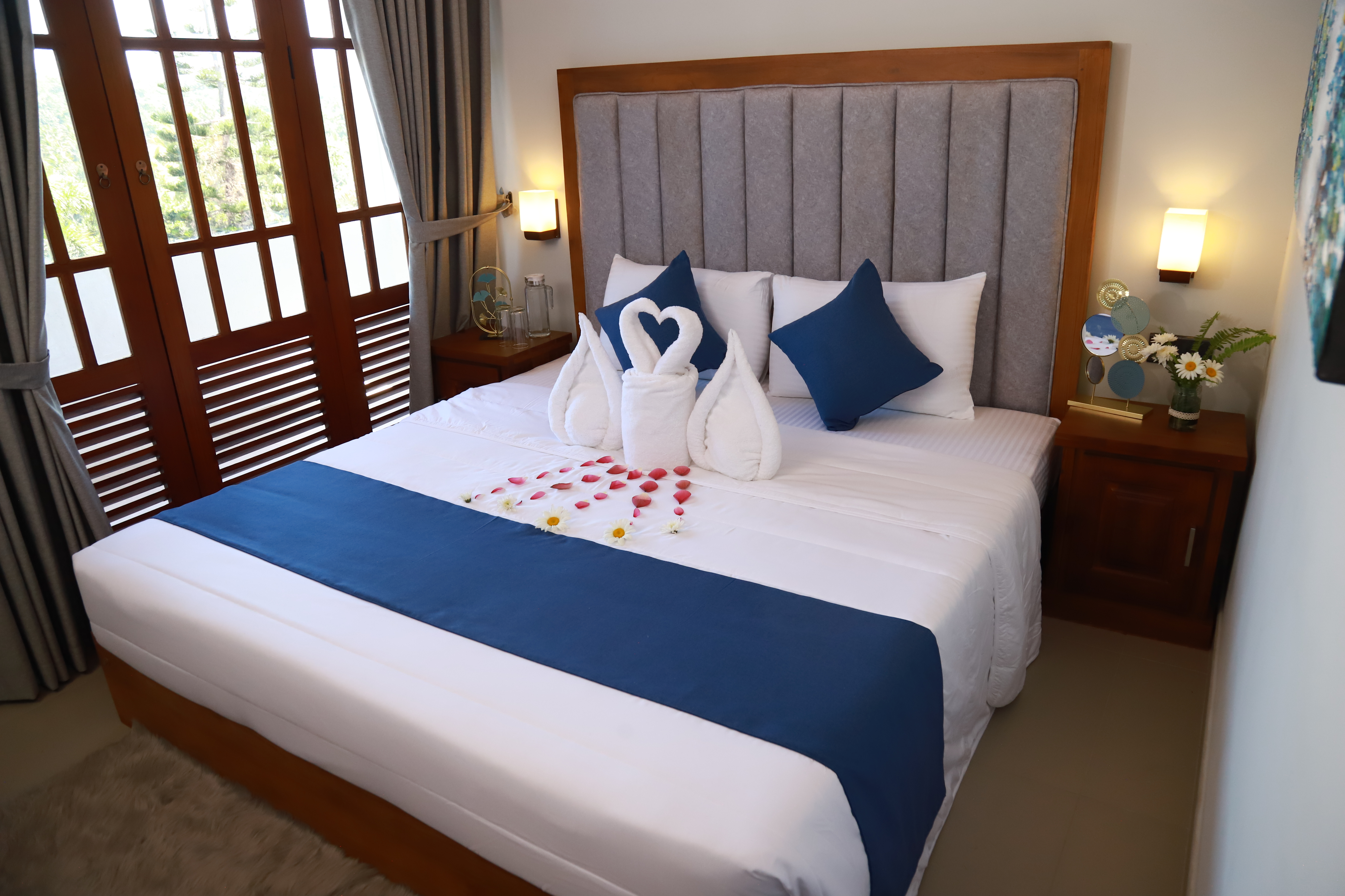 King Room with Mountain View